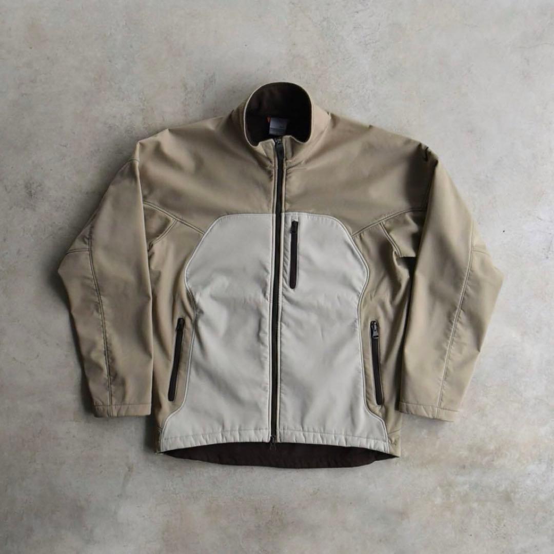 00s ナイキ NIKE ソフトシェルジャケット テック ベージュ白 S