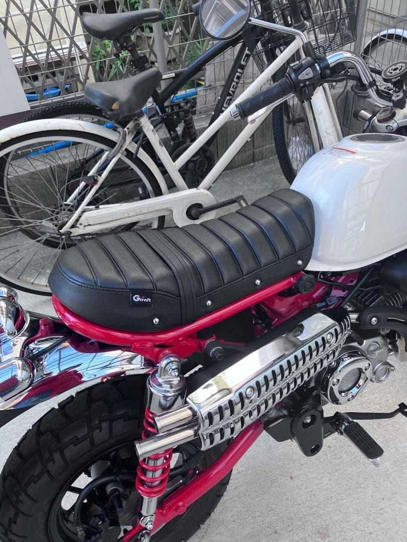 モンキー125 Gcraft SCシート 鋲付