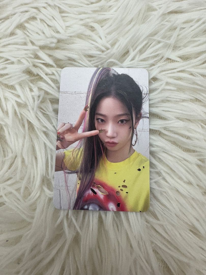 lesserafim カズハ CRAZY target アメリカ US 限定特典 lesserafim カズハ CRAZY target アメリカ US 限定特典 - メルカリ