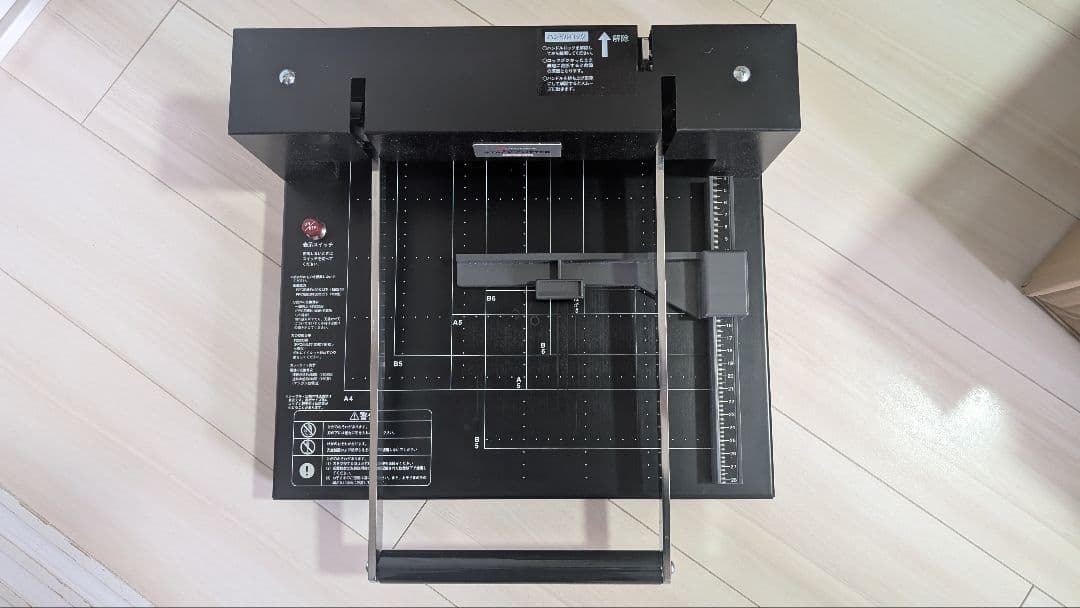 パーソナル断裁機200DX　箱あり 楽天市場】【送料無料】パーソナル断裁機200DX＜自炊に最適