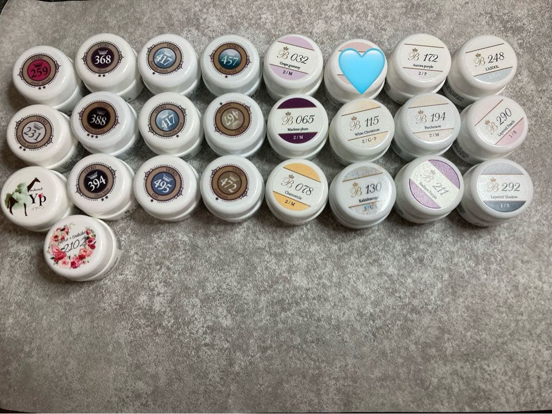 ベトロ、ベラフォーマジェル24色　バラ売りOK