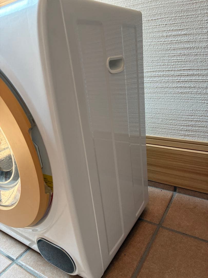 美品☆】2025年末削除予定。moco 小型 乾燥機 - メルカリ