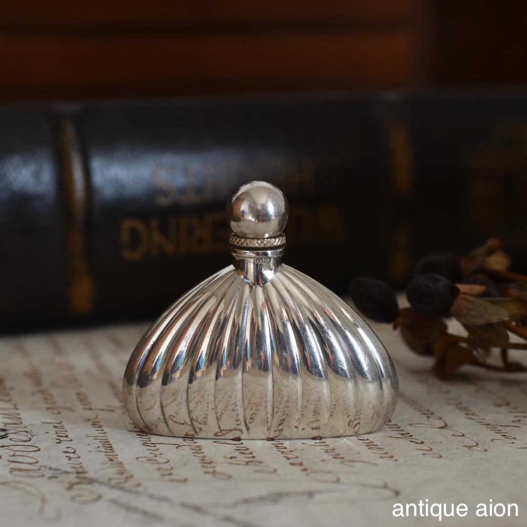 フランス製ヴィンテージ 20世紀中頃 スターリングシルバー パフュームボトル フランス製ヴィンテージ 20世紀中頃 スターリングシルバー パフューム