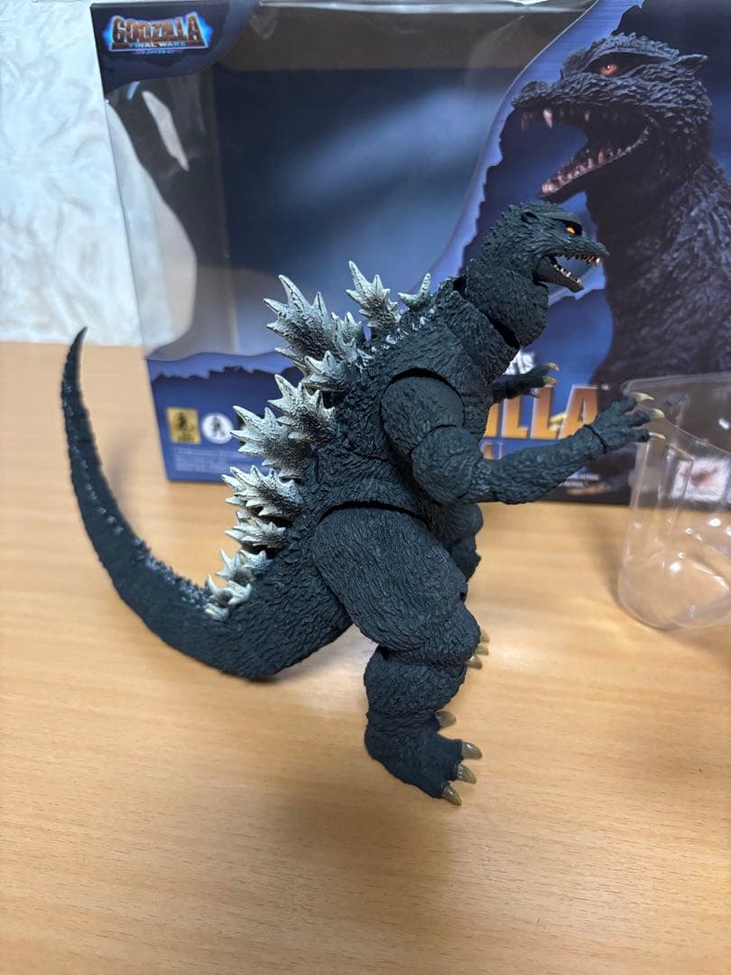 S.H.MonsterArts GODZILLA 2004フィギュア開封撮影のみ