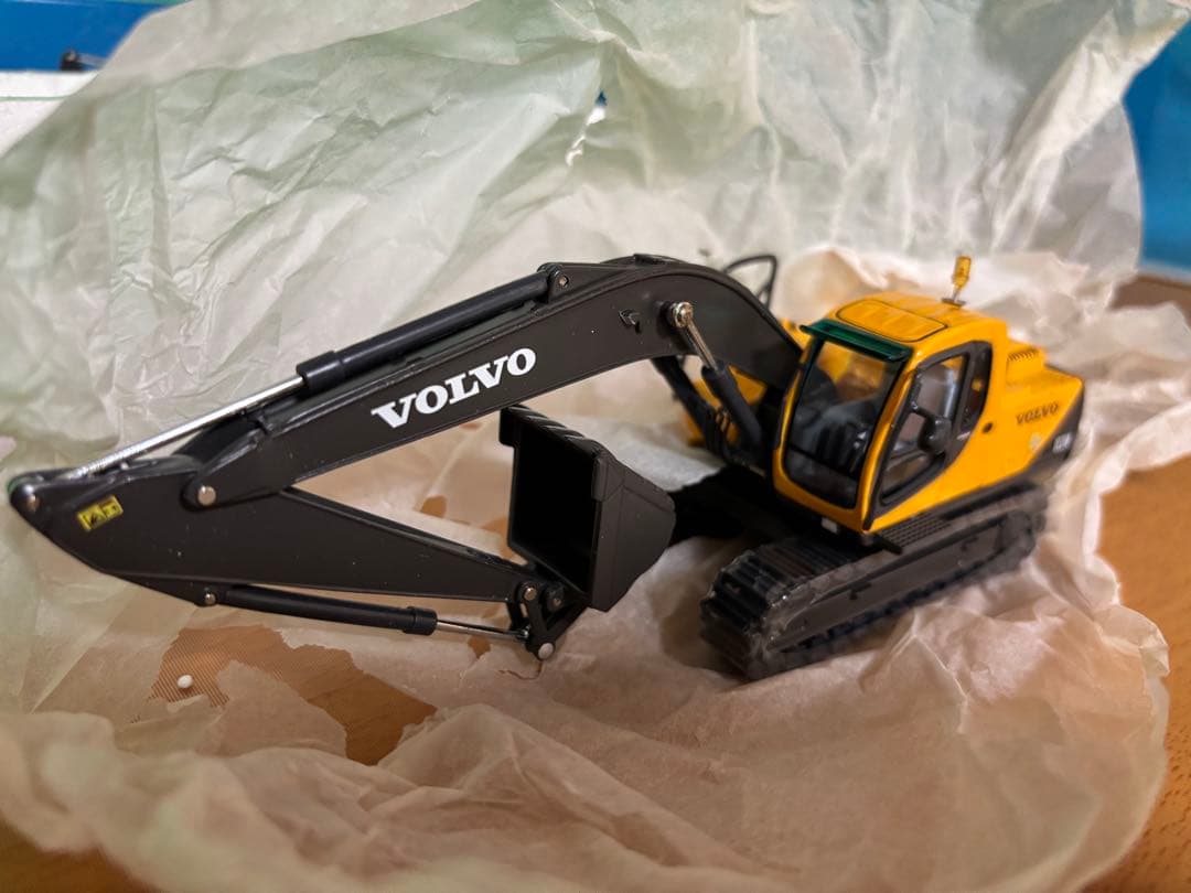VOLVO EC210 ミニカー 1:50 スケール
