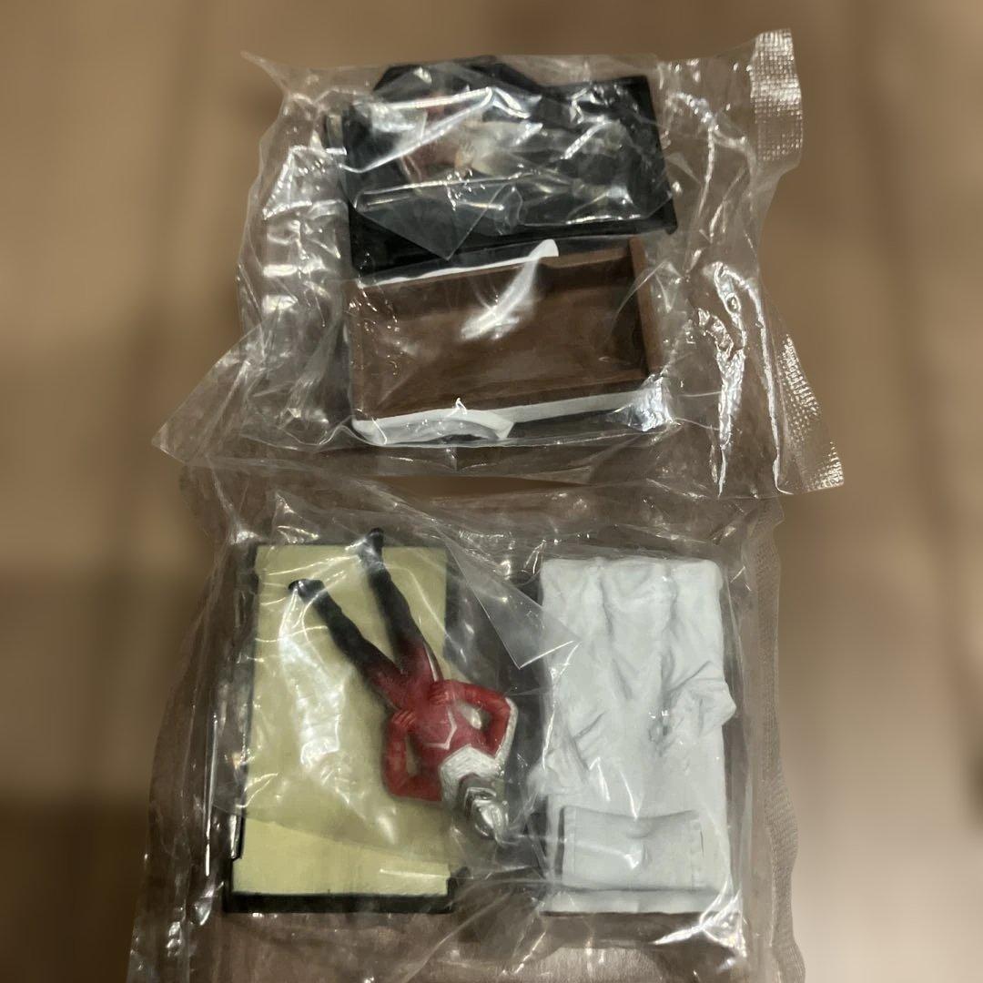 【ウルトラ怪獣名鑑】史上最大の侵略 カラーver.＆クリアver.