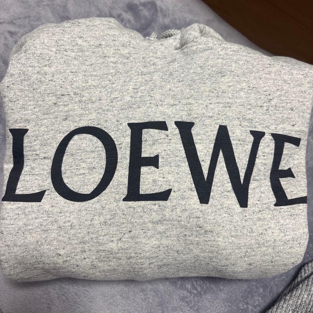 ロエベ パーカー