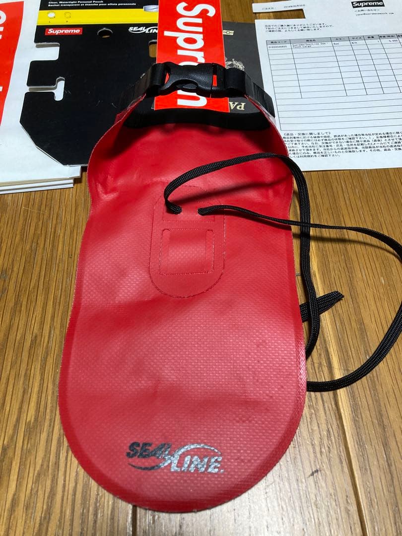 SUPREME18SS SealLine See Pouch small - メルカリ