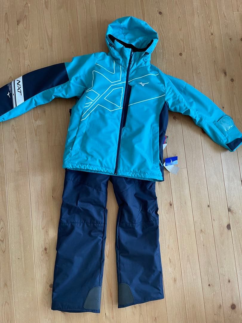 ✳︎meme✳︎新品　MIZUNO レディース　Mサイズ　スキーウェア