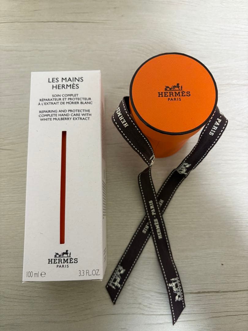 新品 HERMES LES MAINS ハンドクリーム 100ml ツイリー空箱
