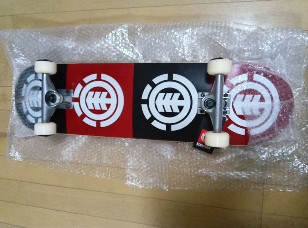 まーちゃん専用ELEMENT 8.0インチ スケートボード　コンプリート　新品