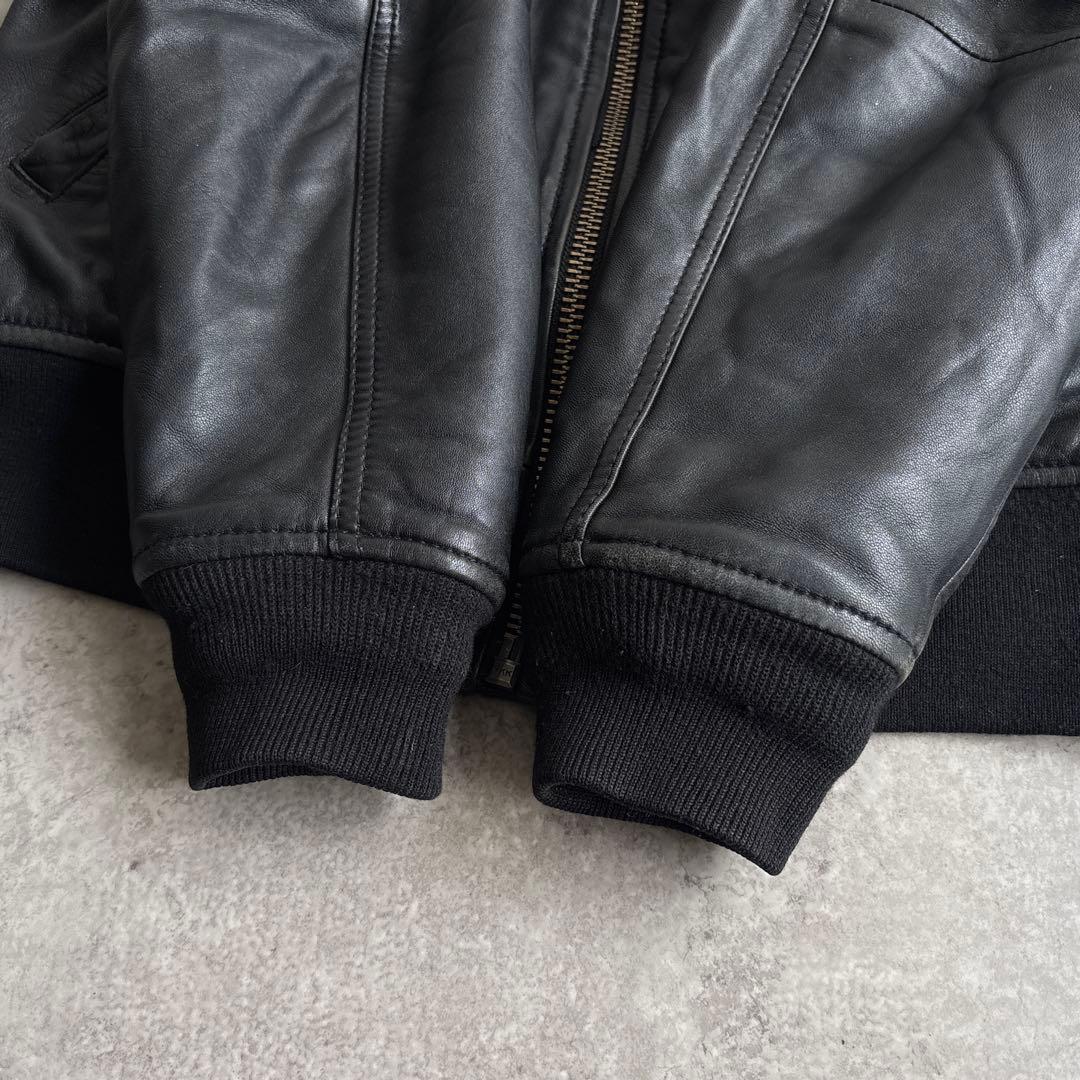 極美品□AVIREX【L】ラムレザー ボンバージャケット アーチロゴ ブラック