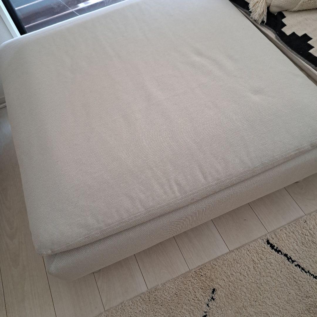 IKEA　ソーデルハムン　オットマン　ホワイトベージュ　超美品 SÖDERHAMN ソーデルハムン オットマン, フリードトゥナ ライトベージュ