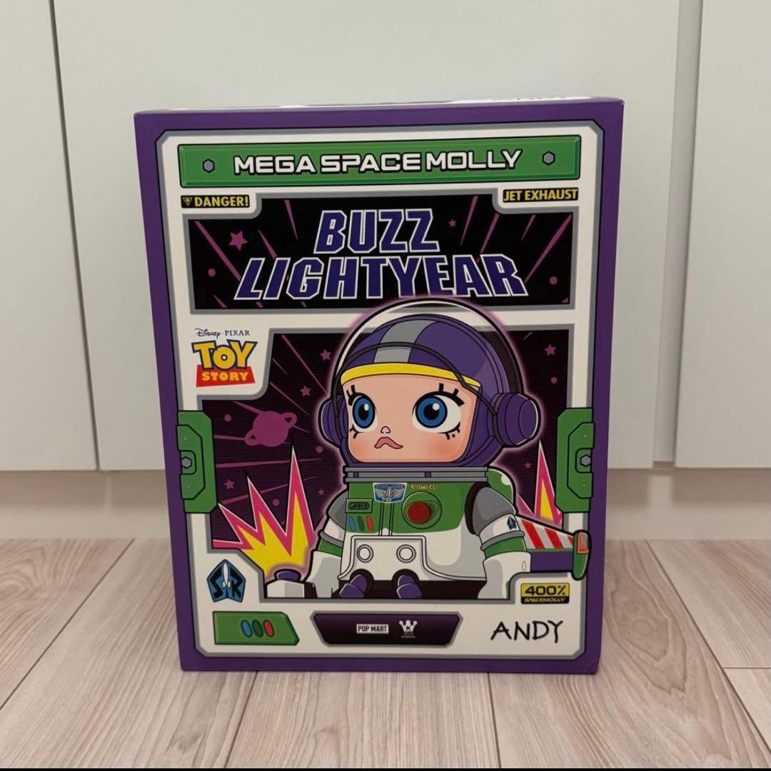 MEGA SPACE MOLLY BUZZ LIGHTYEAR フィギュア