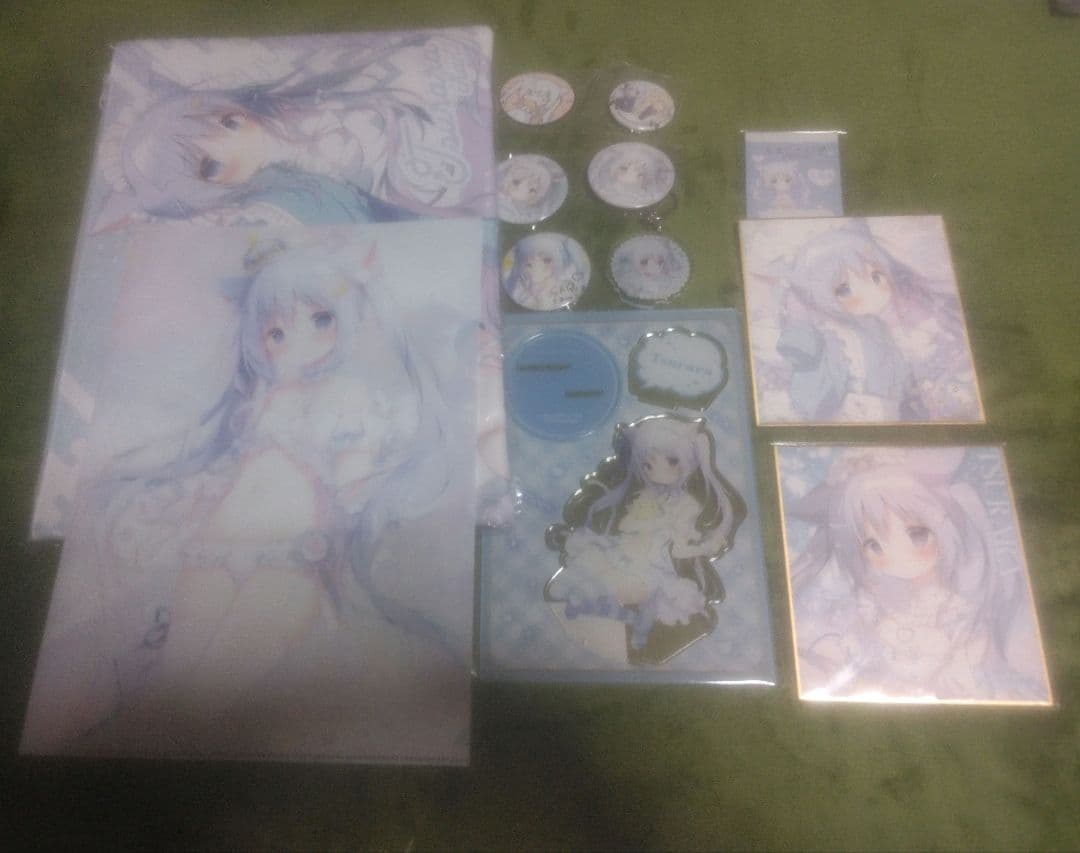 ド*)様 しらたまこ　しらたま　つらら　缶バッジ　アクスタ　クリアファイル　ミニ Amazon.co.jp: しらたま アクリルフィギュア スタンド 上海CP限定