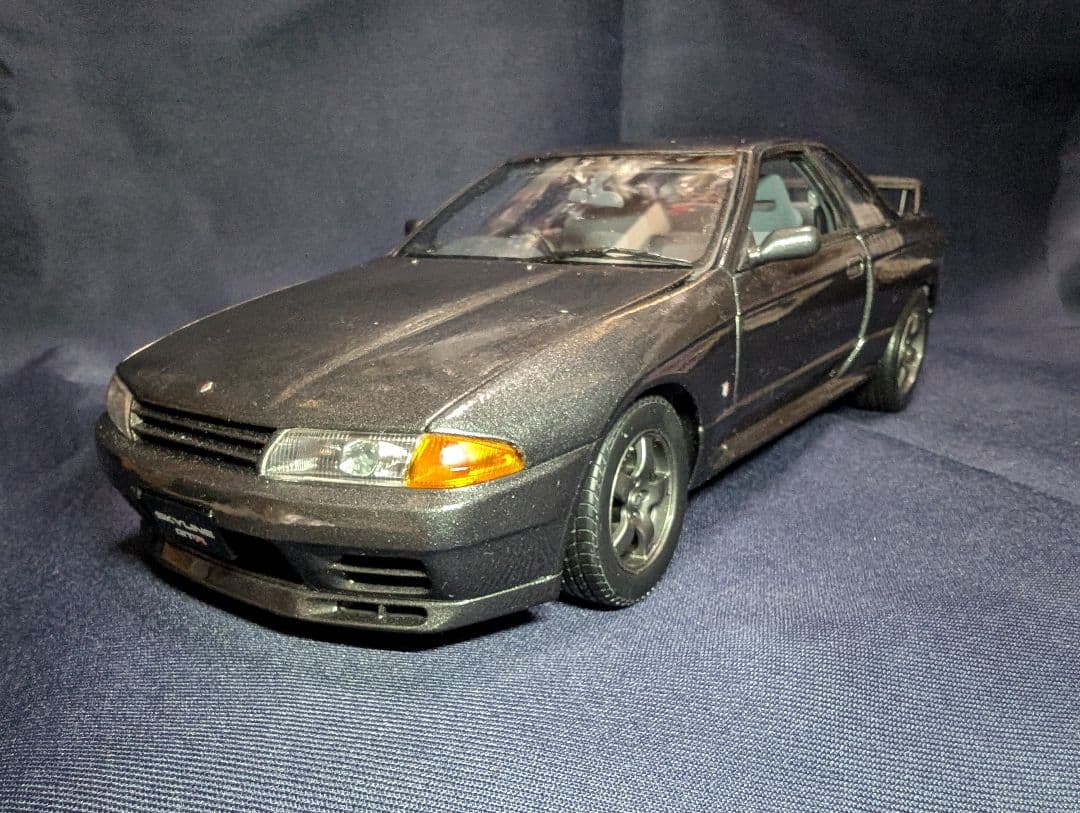 京商　1/18 　ミニカー　難有りスカイライン GT-R