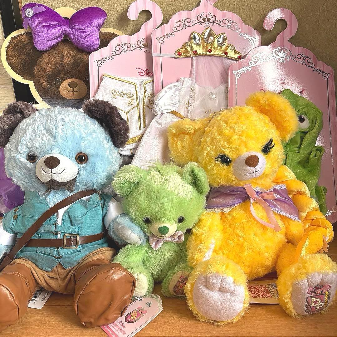 ディズニーストア ラプンツェル フリン パスカル ぬいぐるみ コスチューム