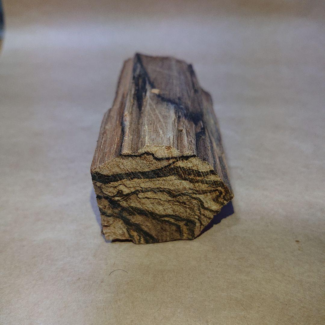 香木 沈香 伽羅 聞香◎品名 天然 カンボジア産 黄熟香98g ③