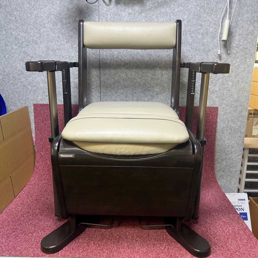 ［3481］Panasonic 家具調トイレ座楽 PN-L23707 ソフト便座