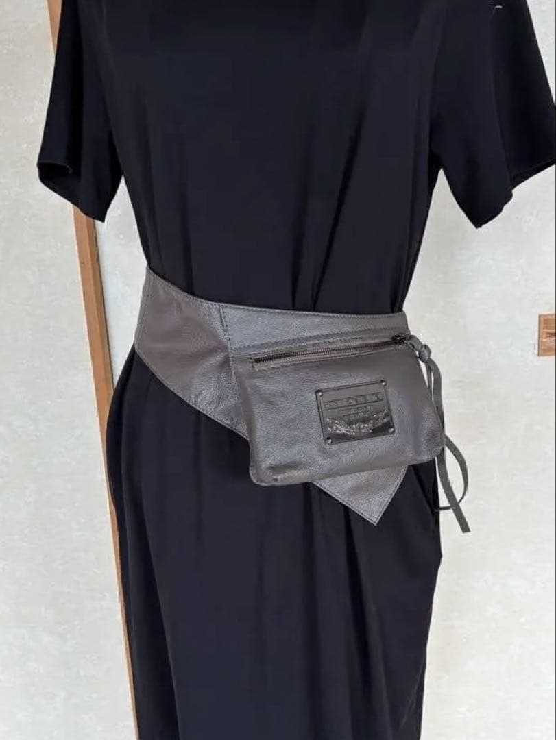 PRIDEBISグレー レザー ウエストポーチ