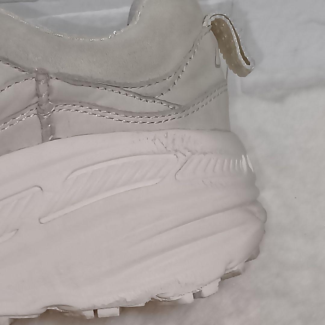 【即完売モデル】UGG CA805 厚底スニーカー 25.5cm ホワイト