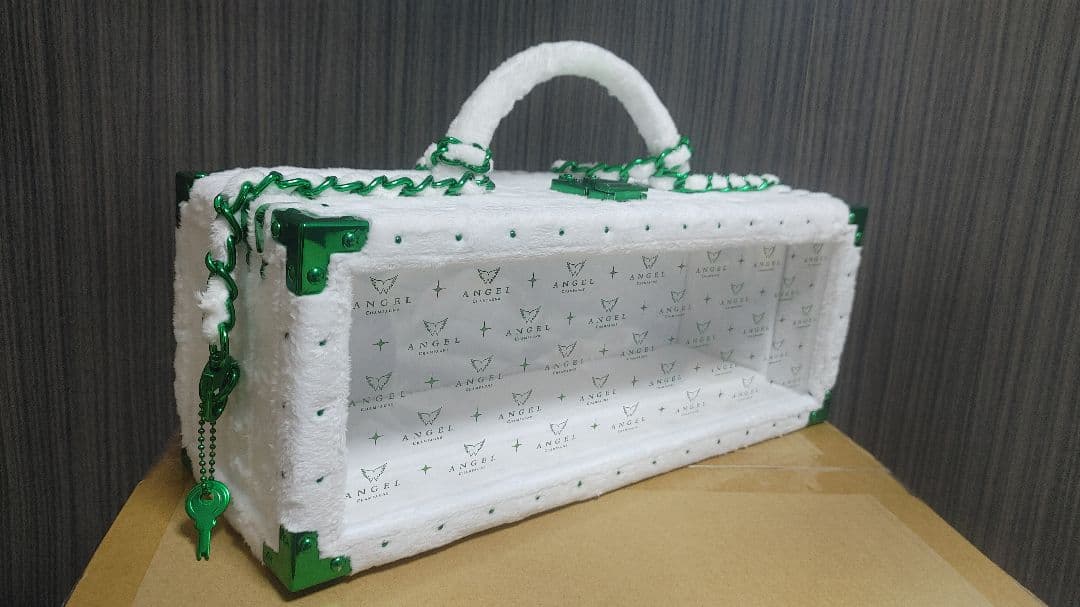 エンジェルシャンパン ホワイトホリデーエディション グリーンファー 衣装箱のみ