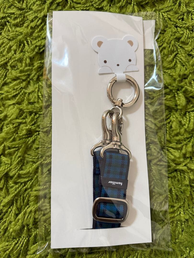 【完売品】☆ファミリア　ショルダー　ストラップ　グリーン☆オシャレ　スマホ　携帯