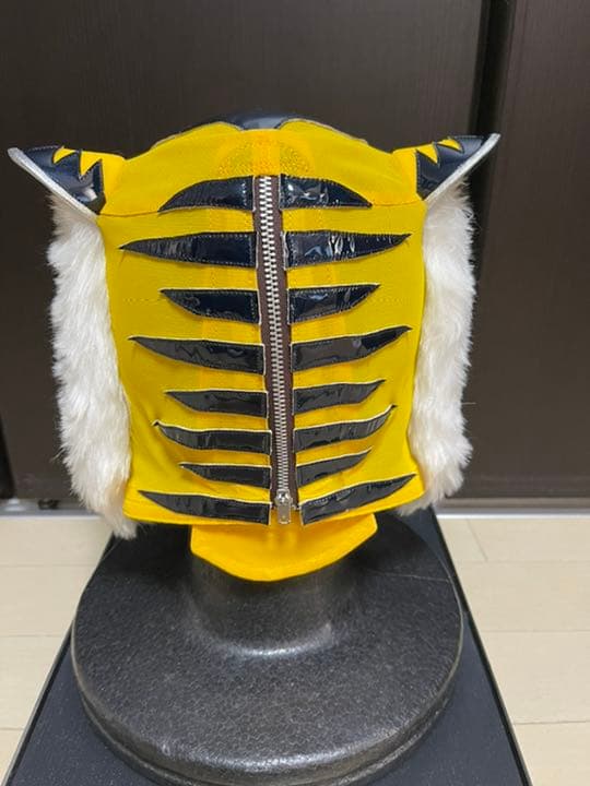 初代タイガーマスク 直筆サイン入 証明書付 限定50 BBM - メルカリ