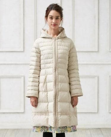 □専用□美品 トッカ TOCCA 5,7万円 ベルベットダウンコート CC12