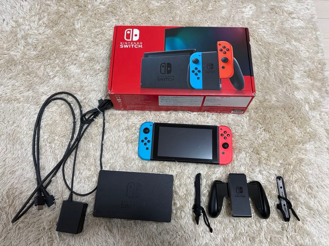 Nintendo Switch本体＋保護フィルム