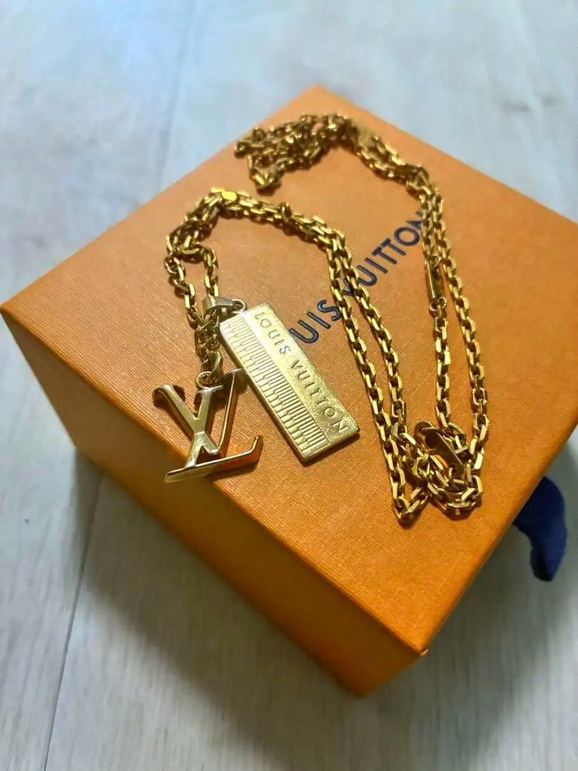 Louis Vuitton ゴールド ネックレス