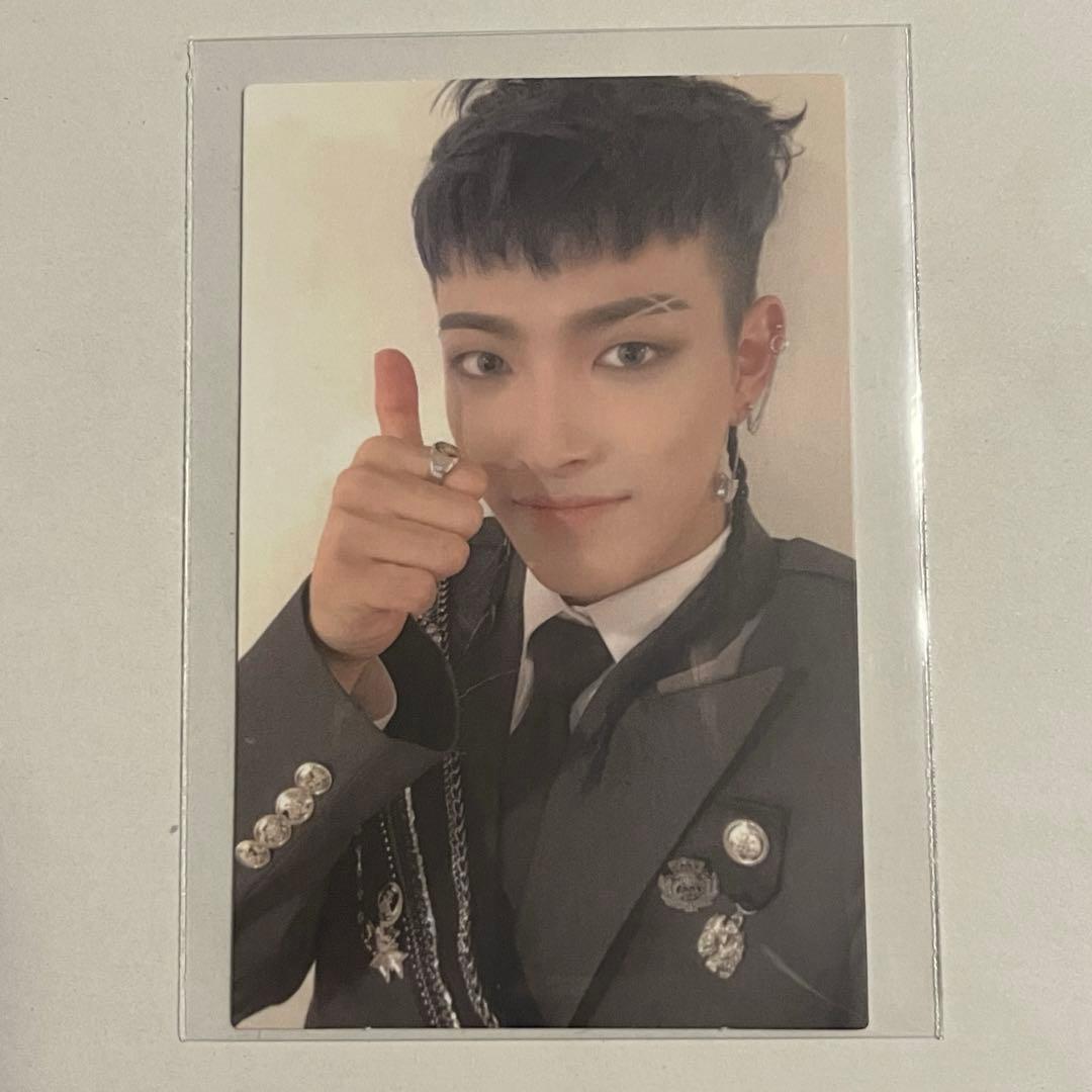 ATEEZ ALL TO ACTION ホンジュン 日本限定 トレカ