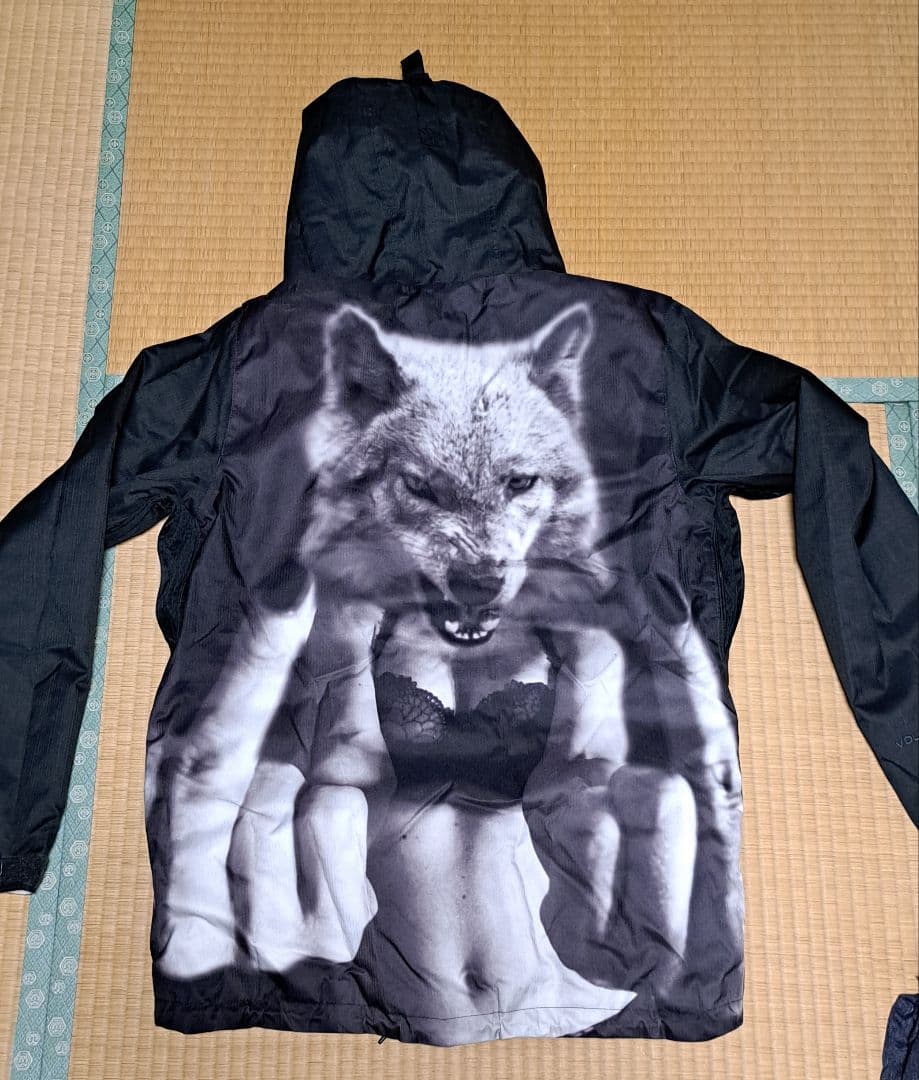 【美品】VOLCOM ボルコム スノボウェア Mサイズ
