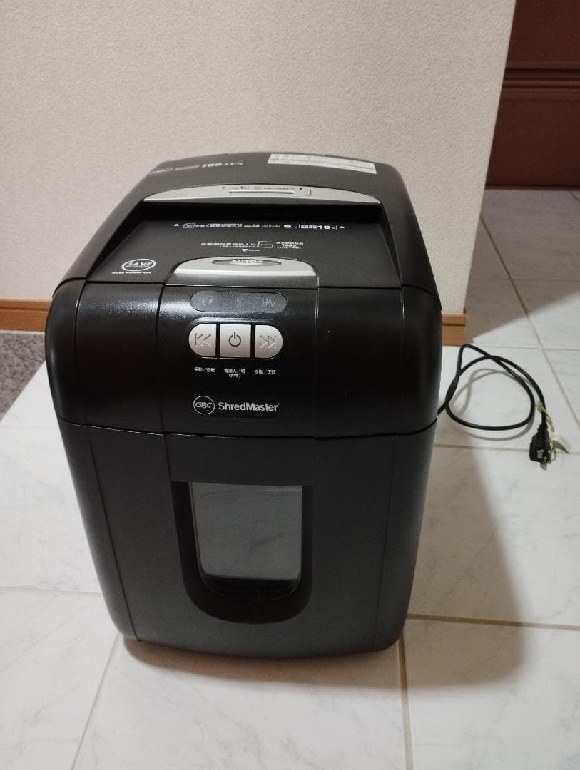 美品・GBC オートフィードシュレッダー 100AFX GCS (使用わずか) GCS100AFX オートフィードシュレッダー 1台 アコ・ブランズ・ジャパン