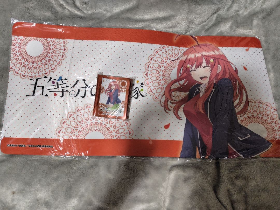 五等分の花嫁 プレイマットとカードスリーブ　中野五月 五等分の花嫁∽ イラストプレイマットNT 中野五月 – FAN+Life