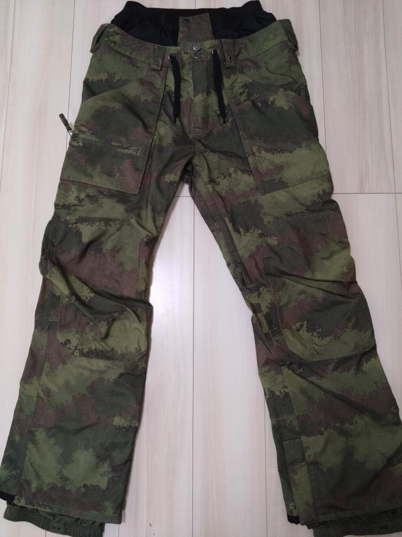 BURTON　ウェア　パンツ　未使用 BURTON（バートン） スノーボードウェア スキーウェア パンツ ズボン