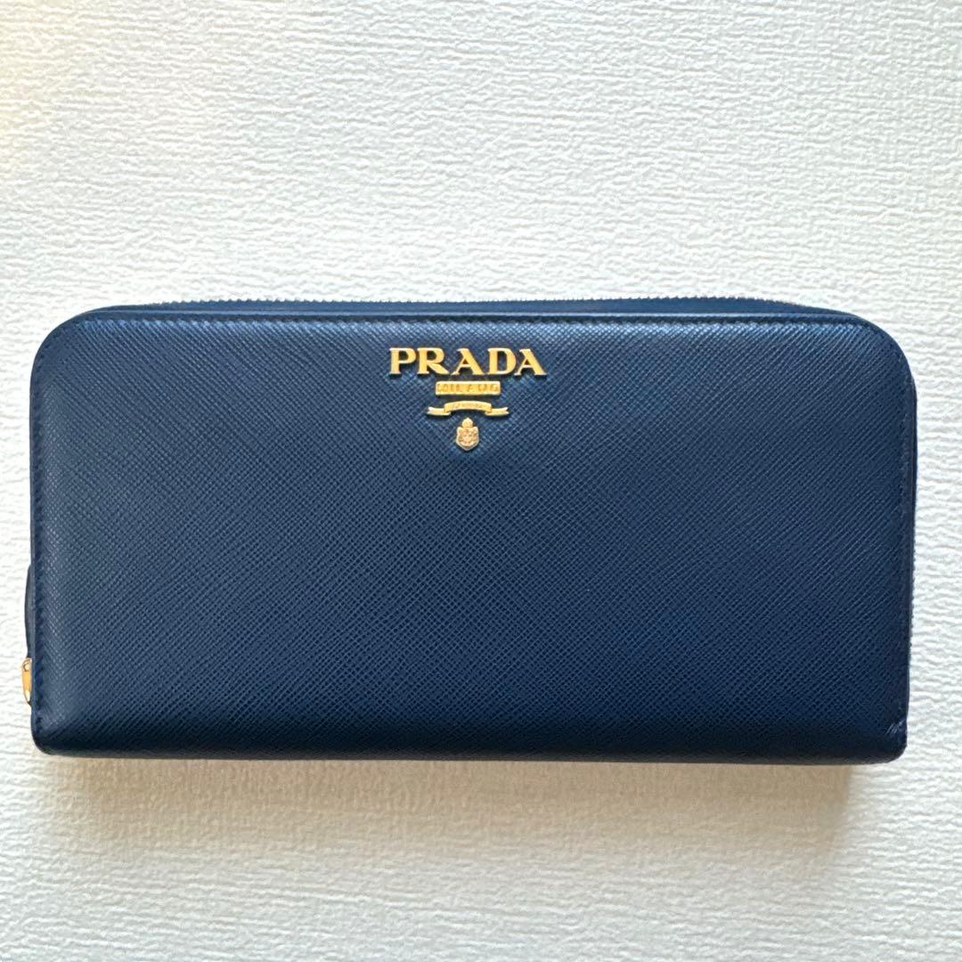 PRADA ラウンドジップ サフィアーノ長財布 - メルカリ
