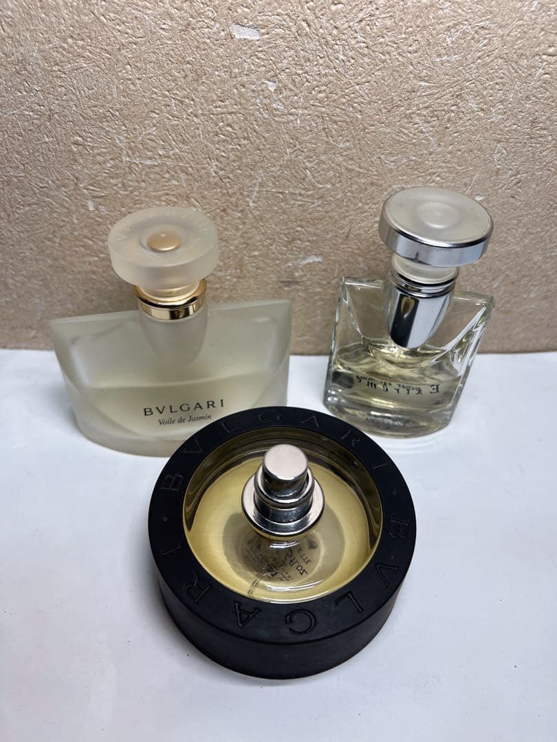 使用済みのブルガリ香水3個セット。