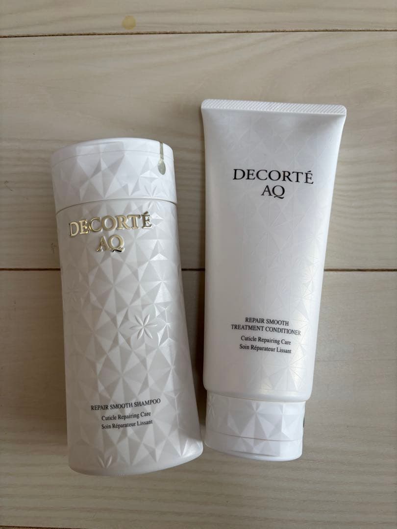 コスメデコルテ　シャンプー、トリートメント