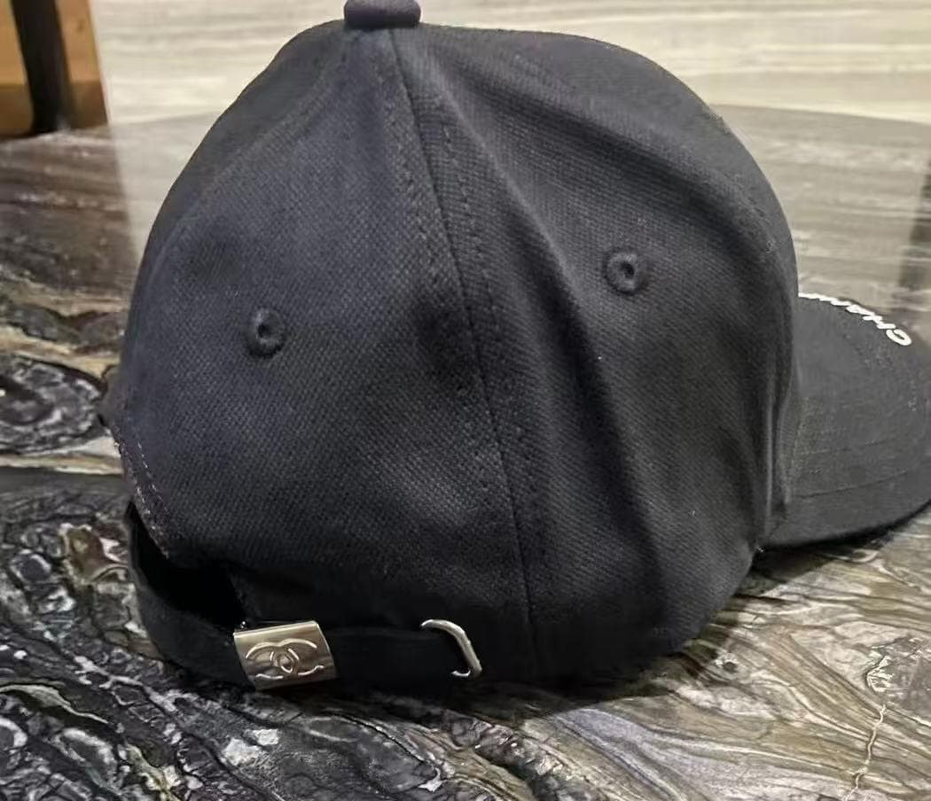 未使用 CHANEL シャネル キャップ 男女兼用ノベルティタグ、専用袋付き