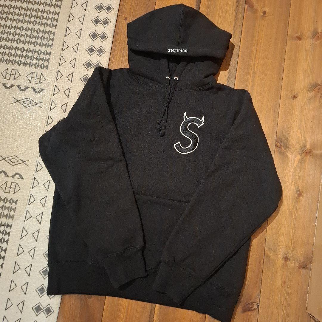 Supreme 22FW S Logo Hooded デビルパーカー 堀米雄斗 - メルカリ
