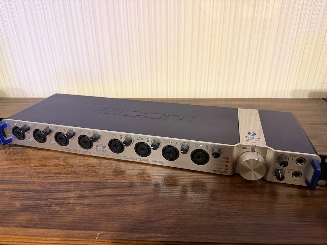 ZOOM TAC-8 Thunderbolt オーディオインターフェース ZOOM