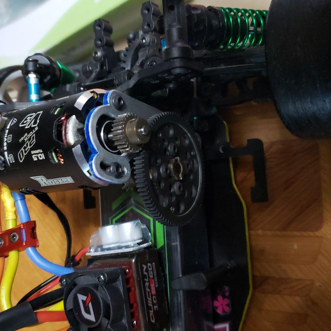3レーシング サクラ D5S改(ミッドモーター仕様) 退院しました - メルカリ