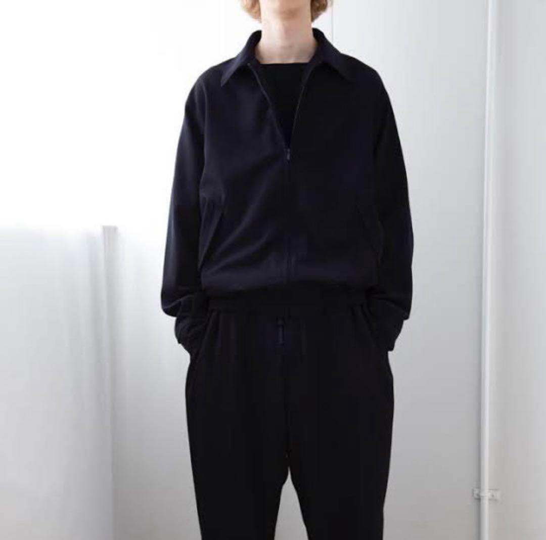 comoli ウールギャバスイングトップ　サイズ3 20ss