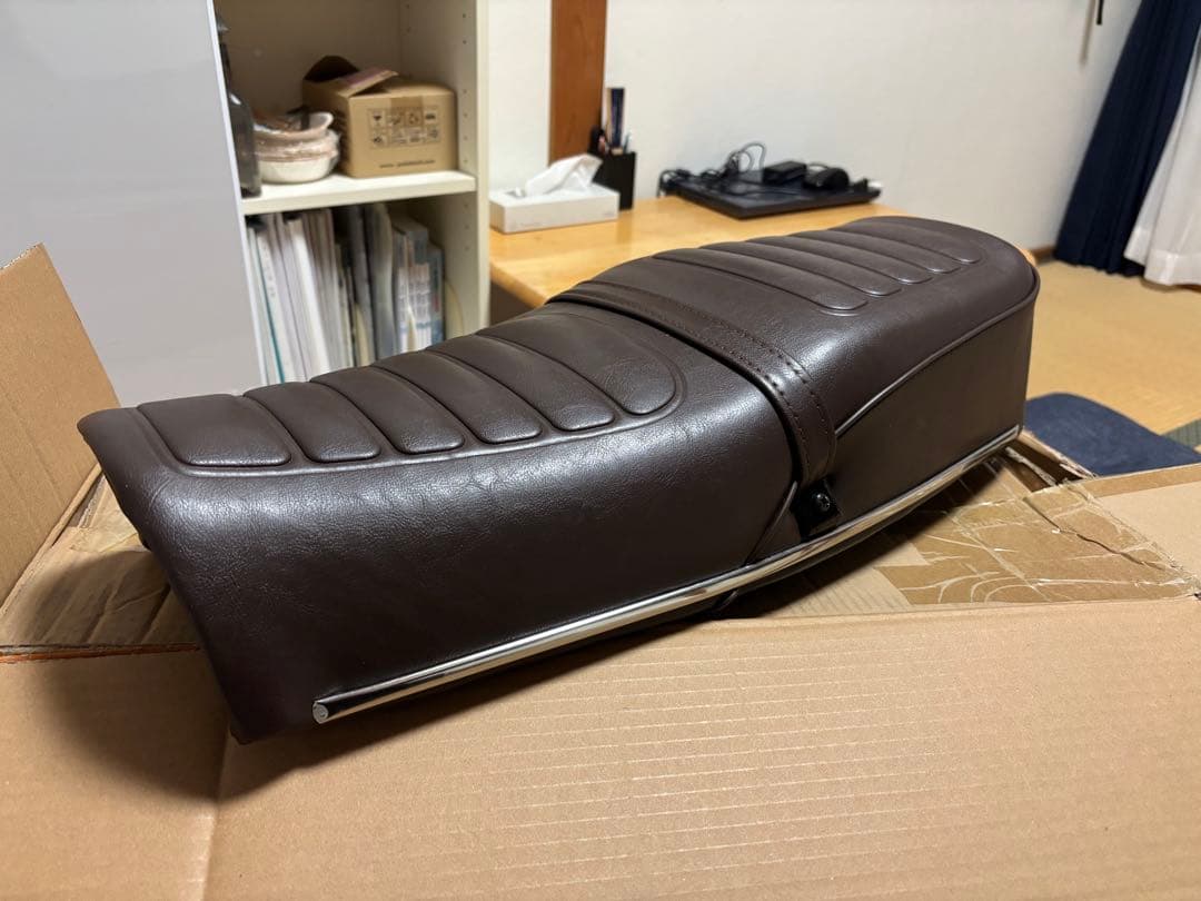 CG125LTD 純正シート ホンダ（HONDA） CG125 シート LWBPCJ3A9J1000*** 純正 中古 バイク