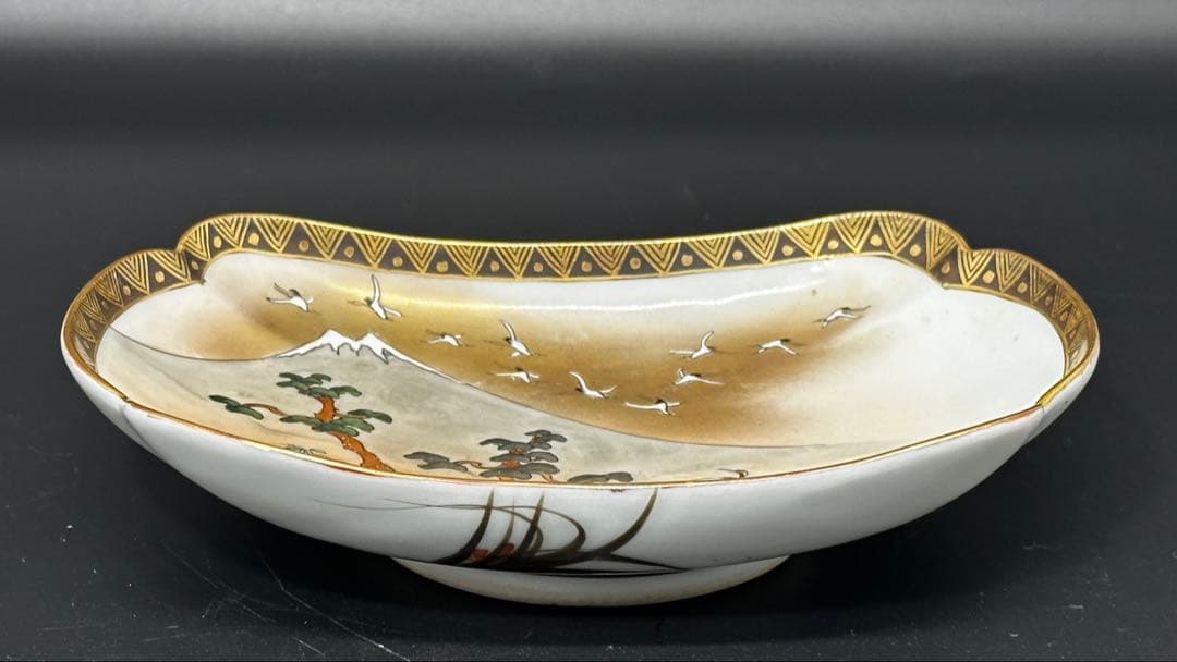 金彩 富士と松と鶴の絵柄 陶磁器 変形皿 5枚セット 明治期