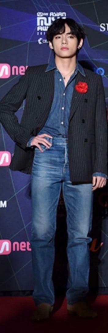 CELINE ブローチ フルールセリーヌウイエラペルピン