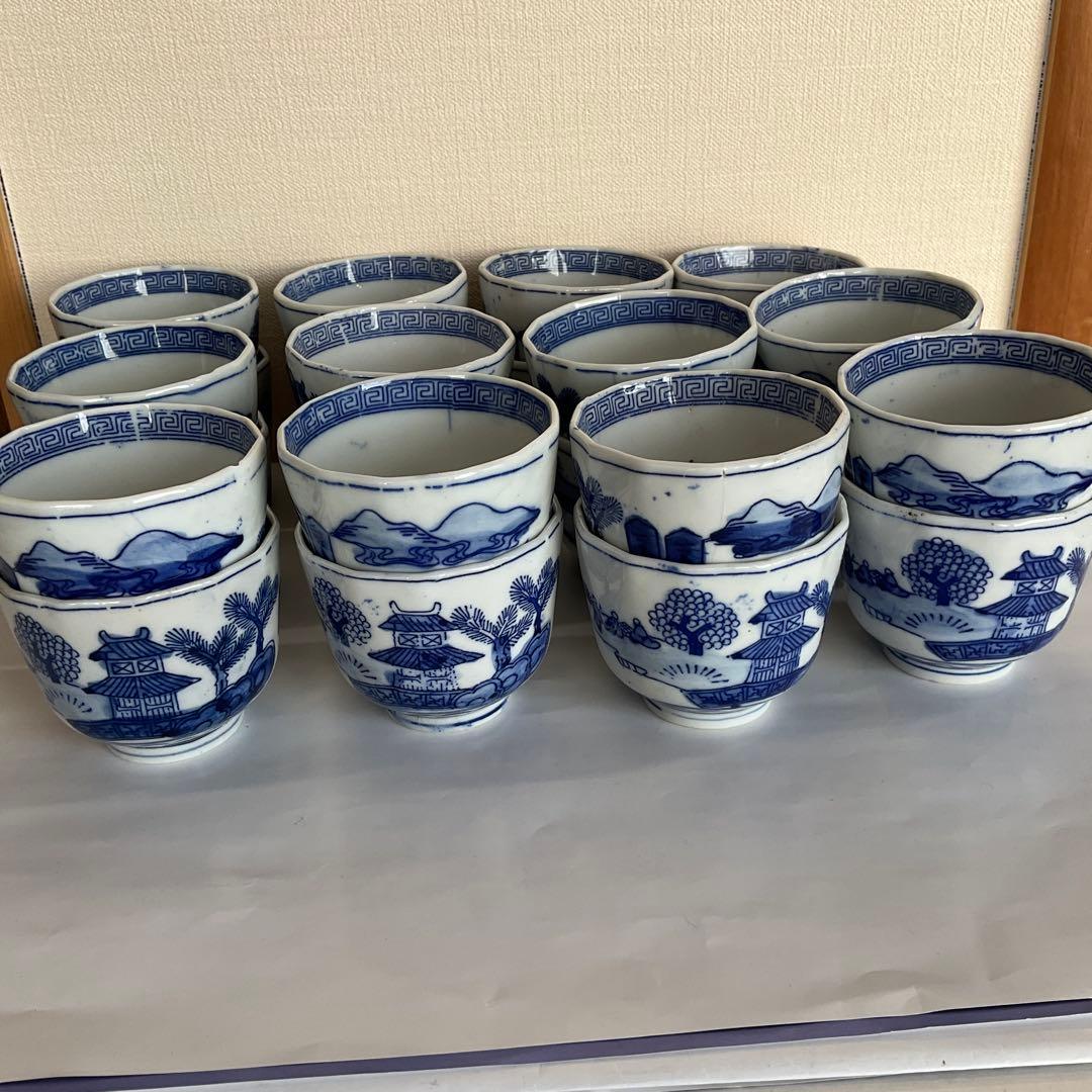 染付楼閣山水唐人文向付(蕎麦猪口)24客組　幕末〜明治時代頃 山水図染付蕎麦猪口 /204│埼玉県熊谷市のの骨董品専門店「雑貨とちや