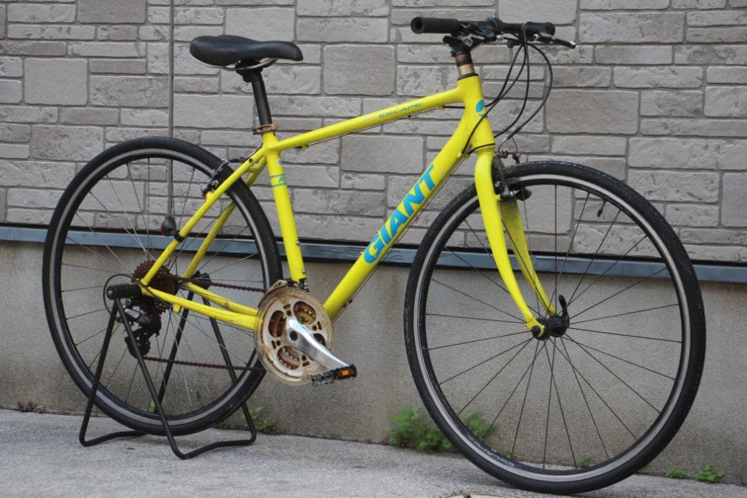 引き取り限定♪人気のジャイアント♪エスケープR3♪目立ちます♪レモンイエロー♪