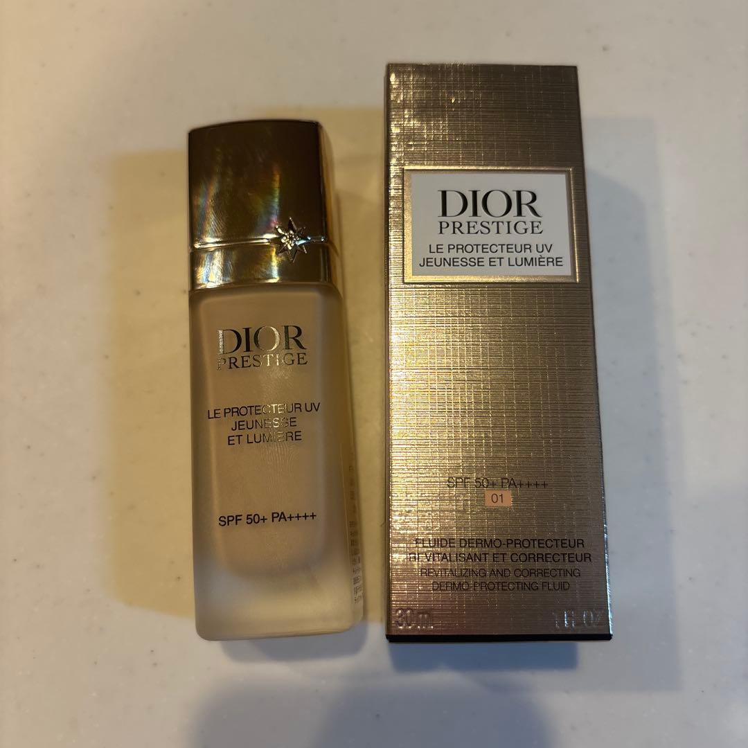 DIOR PRESTIGE UVプロテクター 01 SPF50+